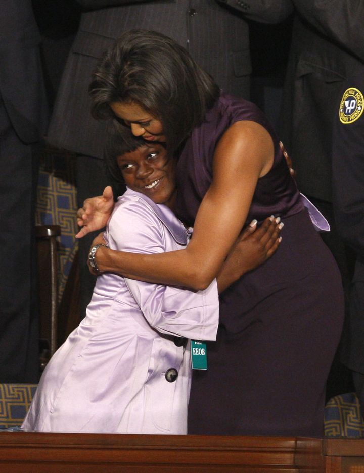 Michelle Obama Loves To Flaunt Her Arms Huffpost Life