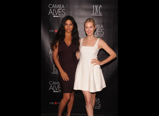 Camila Alves Reveals Why She S Not A Size 0 Shares Favorite Hair