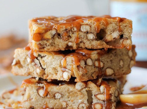 Salted Caramel Pretzel Blondies