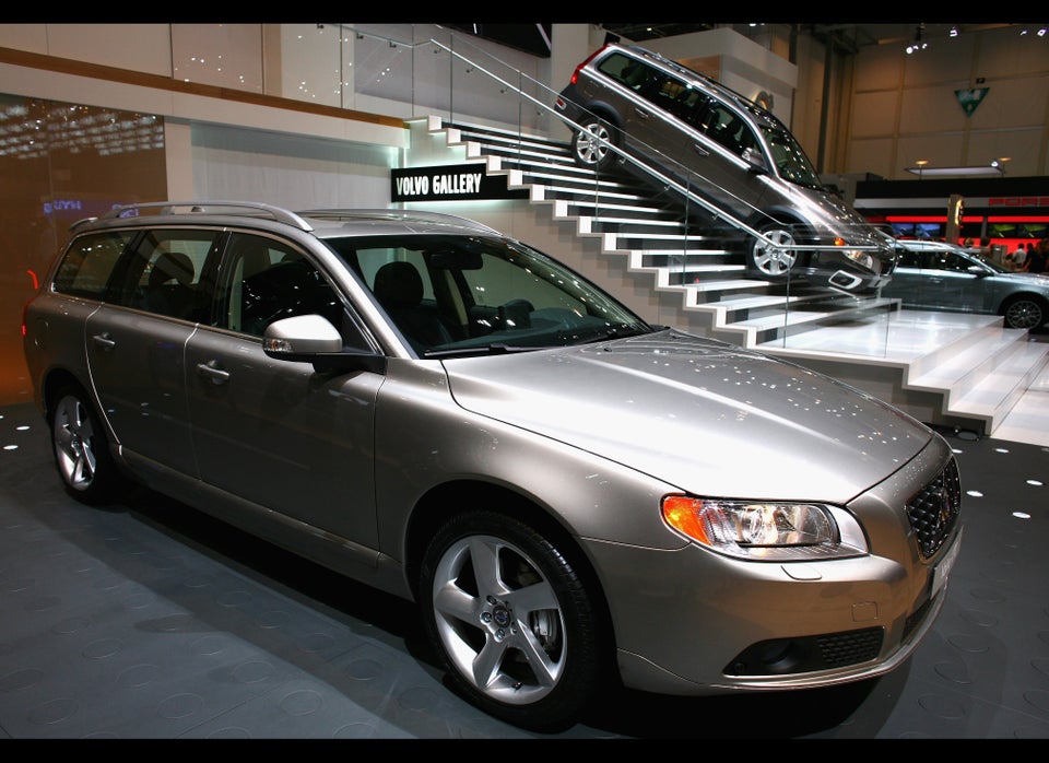 10. Volvo V70