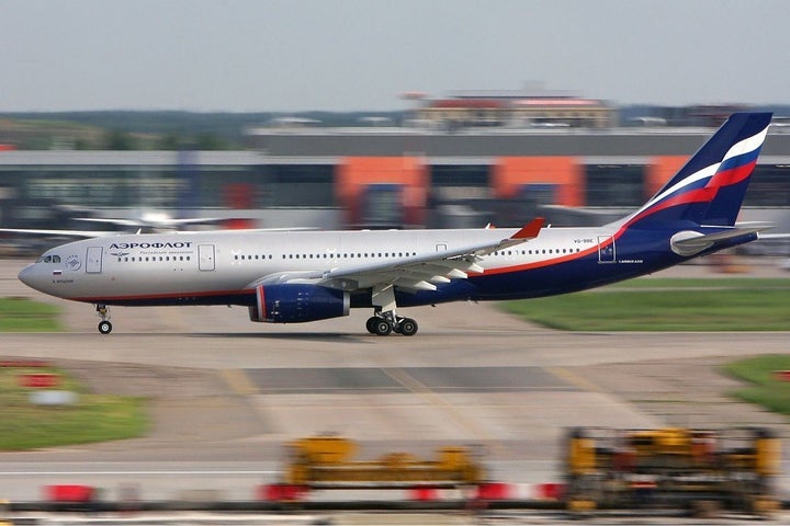 Description 1 Aeroflot Airbus A330-200 at SVO | Source http://jetphotos. net/viewphoto. php? id 6607519&nseq 90 | Date June 2009 | Author ...