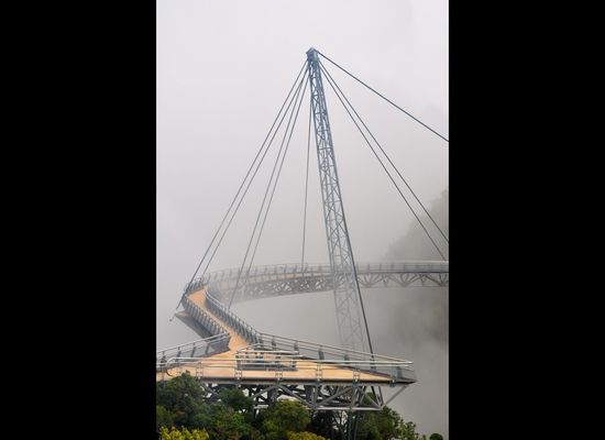 The Eshima Ohashi Bridge In Japan Looks Absolutely Terrifying Huffpost Life