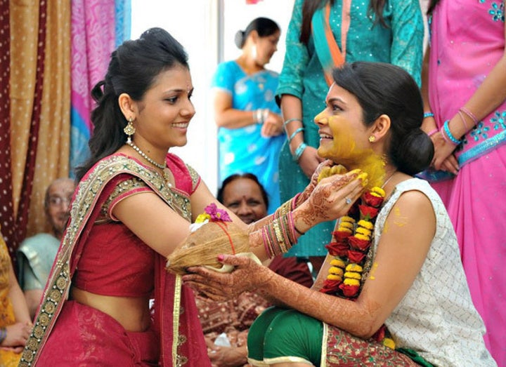 How To Throw An Authentic Indian Wedding Huffpost Life