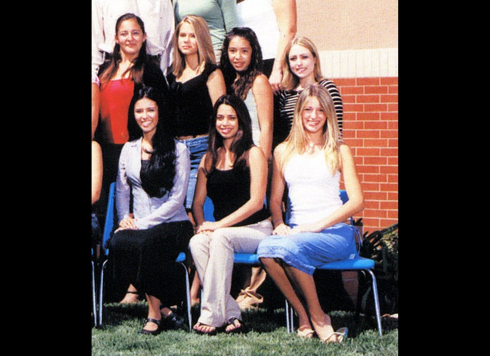 This Photo Of Blake Lively From High School Is 2000s Perfection Huffpost Entertainment This Photo Of Blake Lively From High School Is 2000s Perfection Huffpost Entertainment