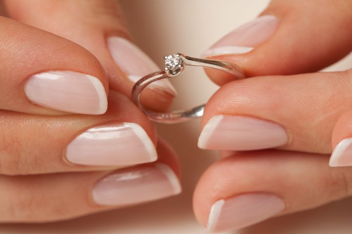 Divorcing The Ring: How To Let Go And What To Make Of Your Naked Finger