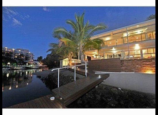 Luxe Riverfront in Noosa Heads
