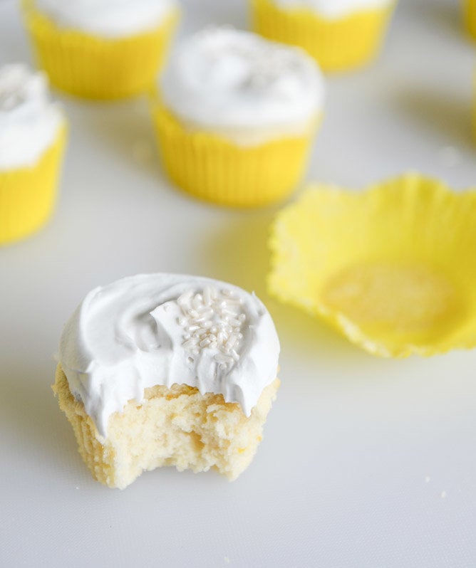 Fluffy Lemon Cupcakes With Whipped Coconut Cream