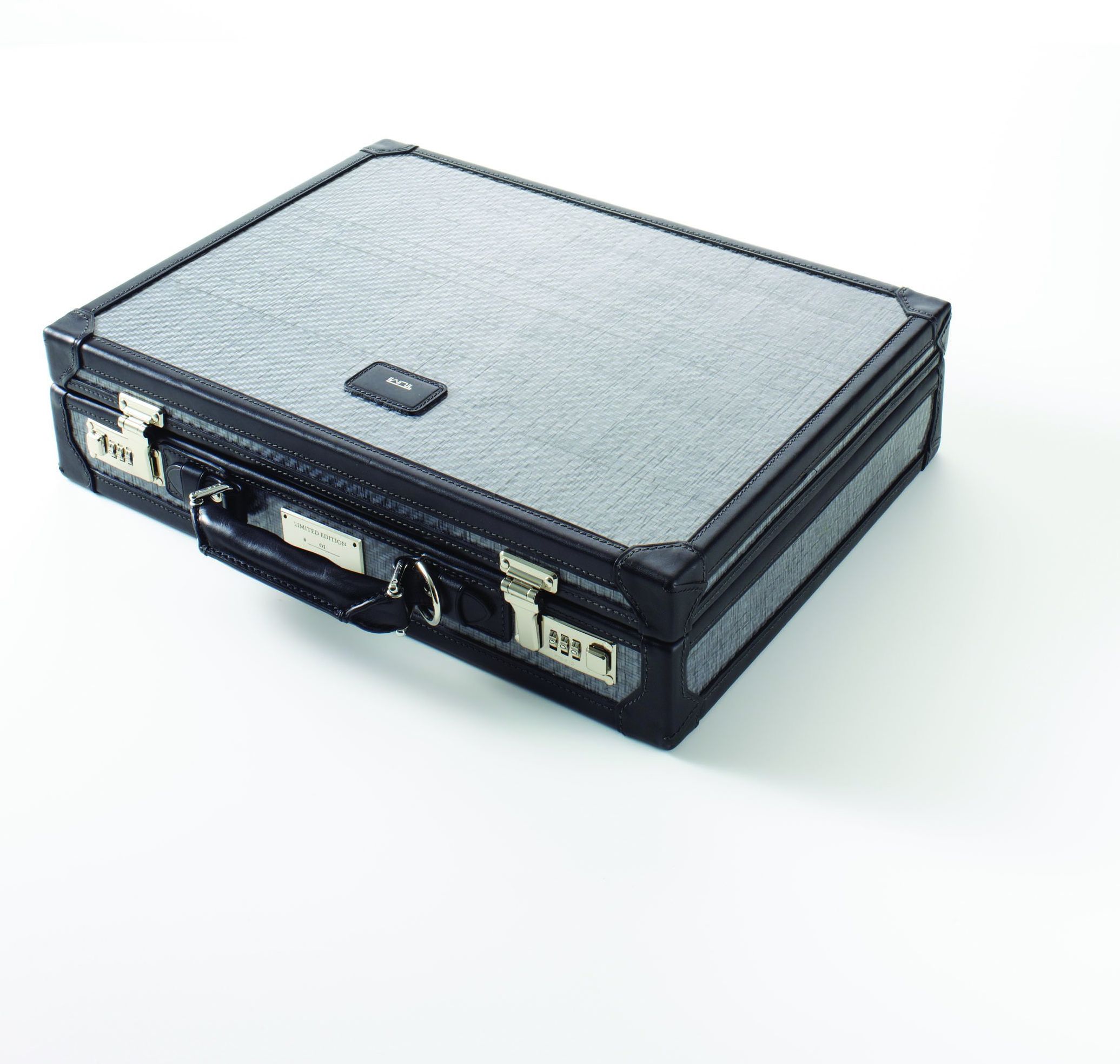 Bulletproof briefcase 