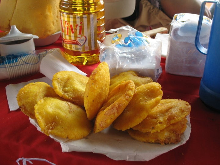 Description 1 Arepa with egg. 1 Arepa de huevo ... Category:Cuisine of the colombian Caribean region Category:Arepas Category:Cuisine of Panama ...