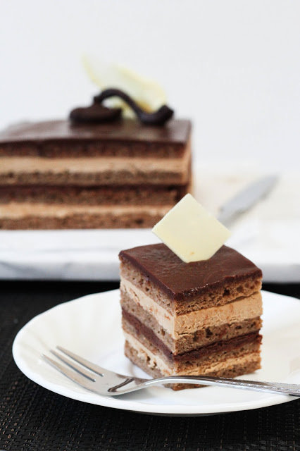 3 Layer French Vanilla Pudding Cake & Chocolate Fudge Frosting | Punchfork