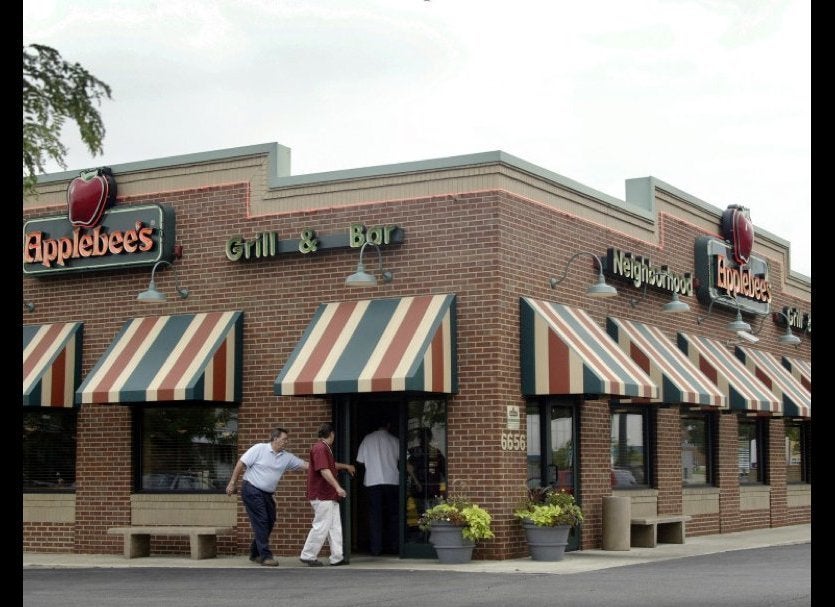 10. Applebee's