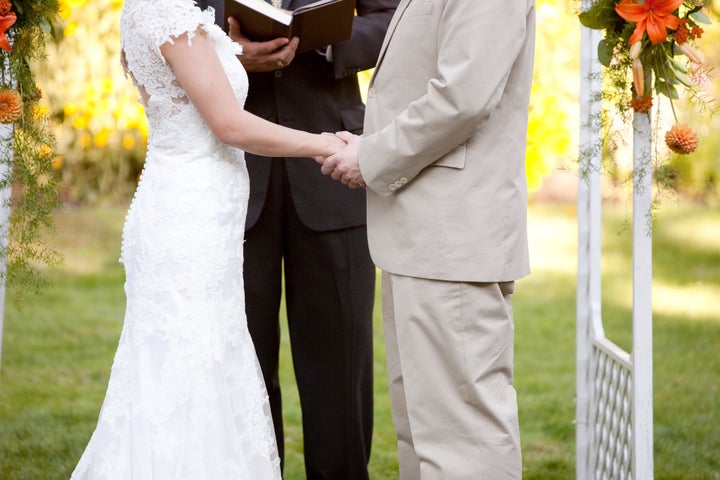 Is This Your First Wedding As An Officiant 6 Tips For How To Hold People S Attention Huffpost Life