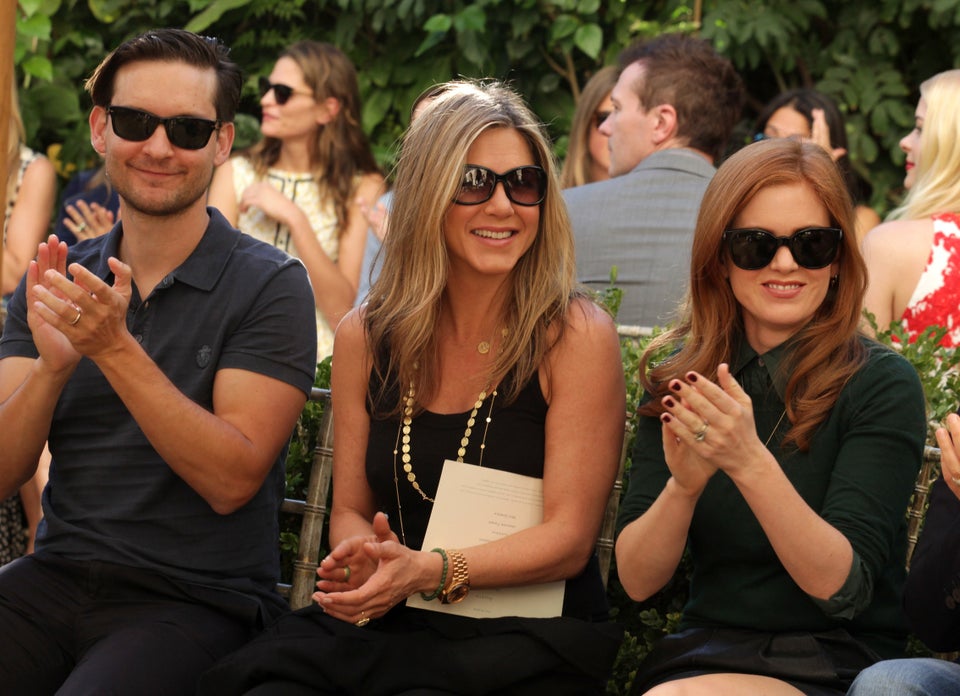 Tobey Maguire, Jennifer Aniston & Isla Fisher