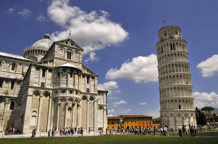 leaning tower. pisa italy