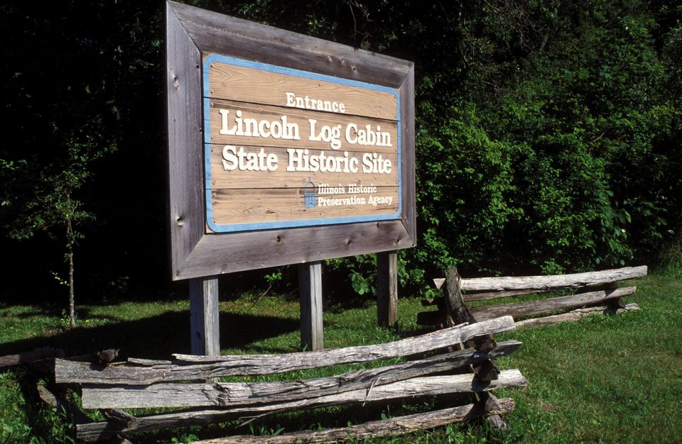 Lincoln Log Cabin State Historic Site