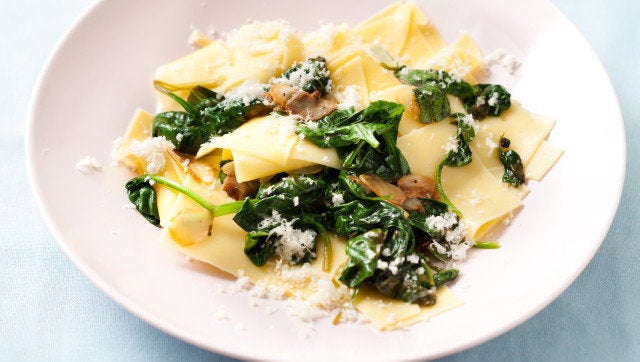 When To Use Fresh vs. Frozen Spinach: Decoding Your Recipe | HuffPost Life