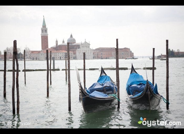 1. Gondola through the fog.