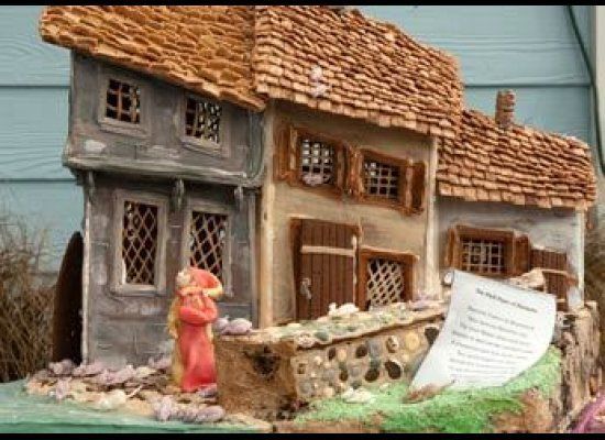 Pied Piper Gingerbread House