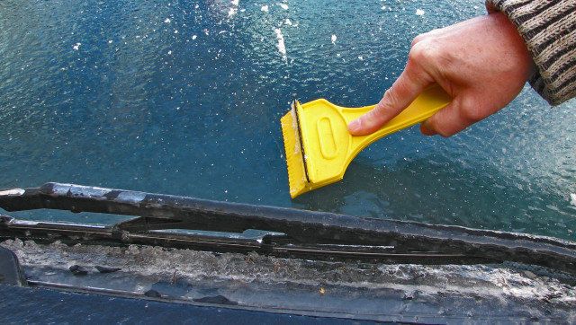 How To Deice A Windshield | HuffPost Life
