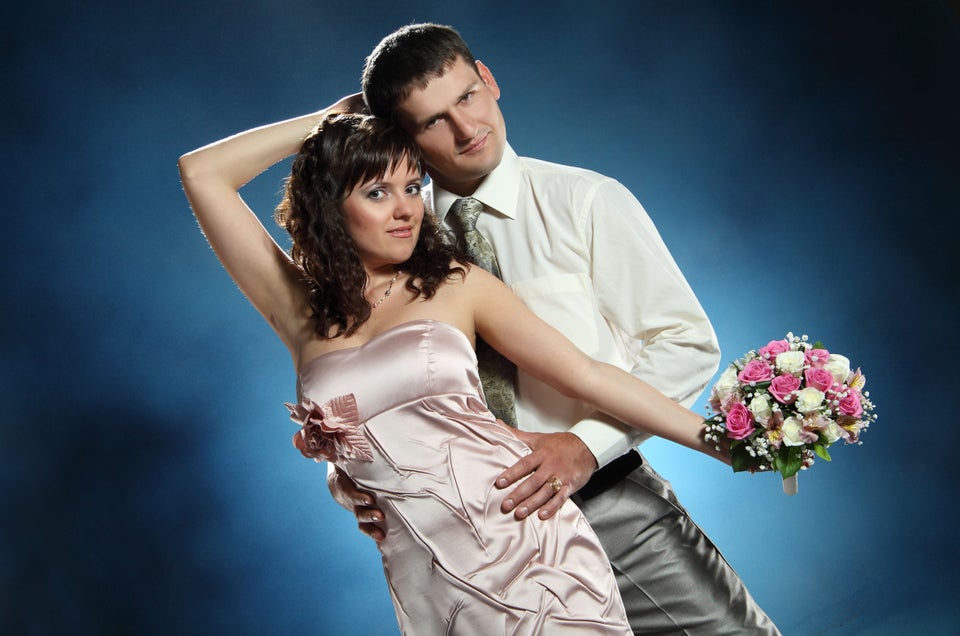 Awkward Wedding Photos The Cringe Worthiest Stock Pics Awkward Stock Wedding Photos