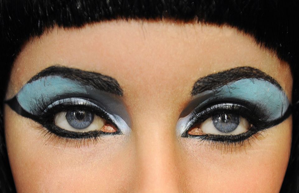 Ancient Egypt: Eyeliner's Utilitarian Origins