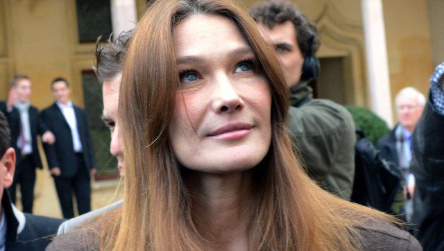 Carla Bruni Signs With Multinational Music Label, Is Definitely
