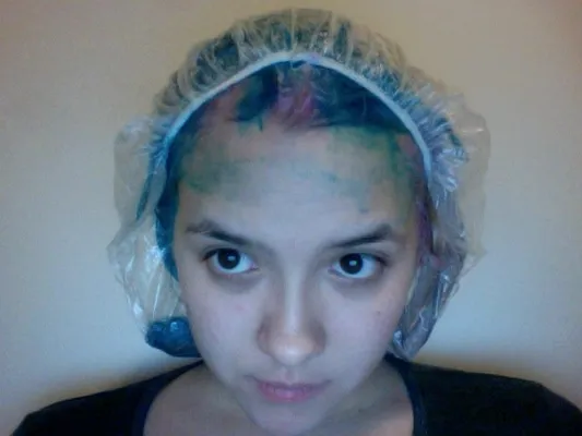 I Dyed My Hair Blue And You Can Too Diy Bleach Color