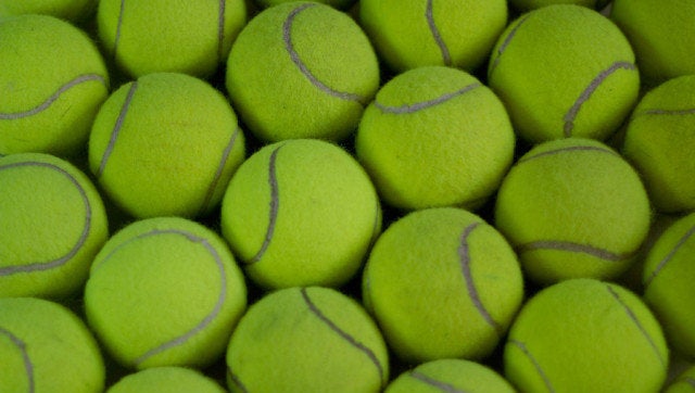 How to wash hotsell pillows without tennis balls