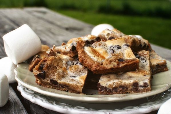 This microwave s'mores maker is my new favorite kitchen gadget