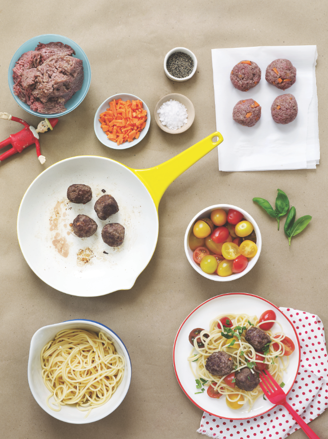 Meatballs With Tomato And Pasta