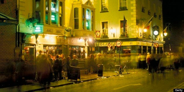 Pubs on Bar Fleet Street, Temple Bar area, Dublin, County Dublin, Eire (Ireland), Europe