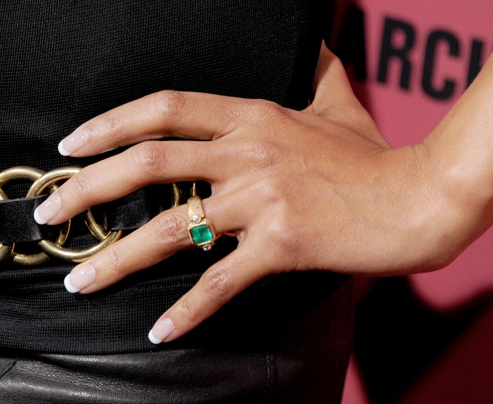 Kaley cuoco clearance engagement ring