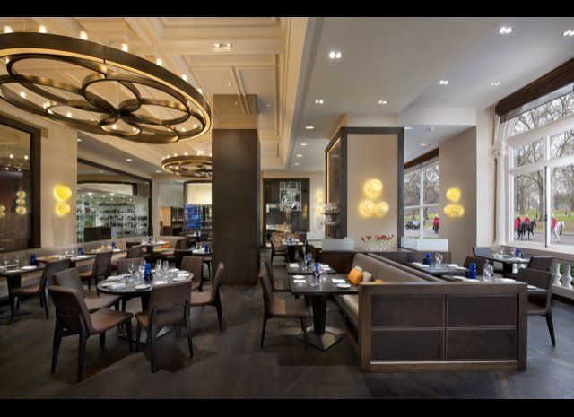 Dinner by Heston Blumenthal: The Dining Room With A View Of Hyde Park And Of The Kitchen