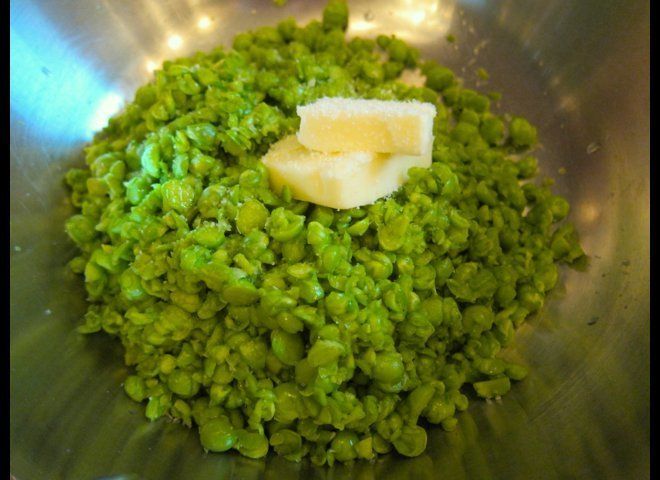Crushed Peas Out Of The Food Processor And Ready To Cook