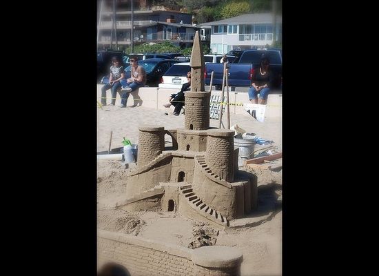 Sand Artist's Incredible Creations Only Last for Hours - InsideHook