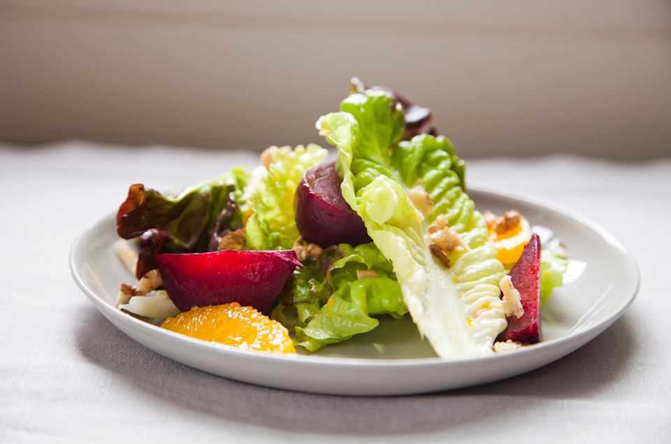 Red Leaf Salad With Roasted Beets, Oranges And Walnuts