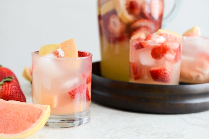 Sparkling Grapefruit Sangria