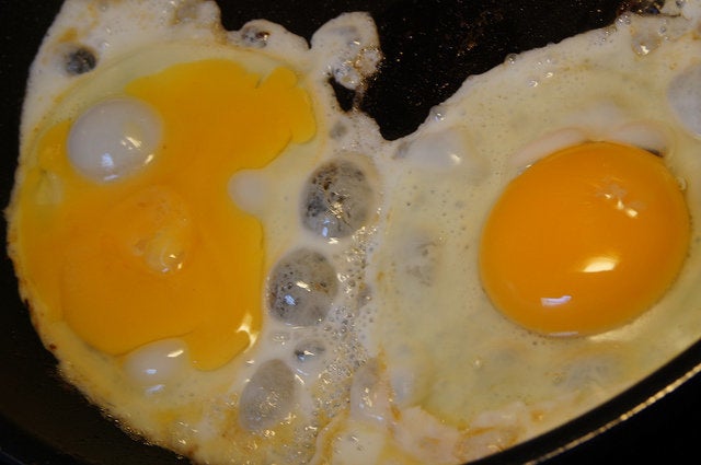 Never Make These Mistakes When Frying An Egg