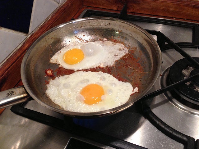 Never Make These Mistakes When Frying An Egg