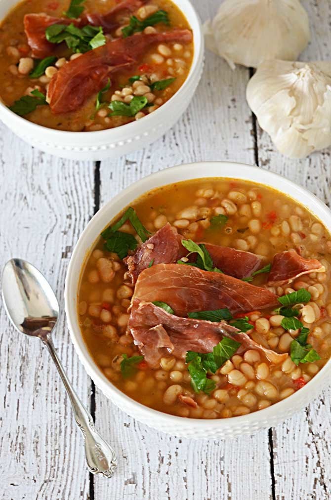 The Best Recipes To Make With A Can Of White Beans | HuffPost Life