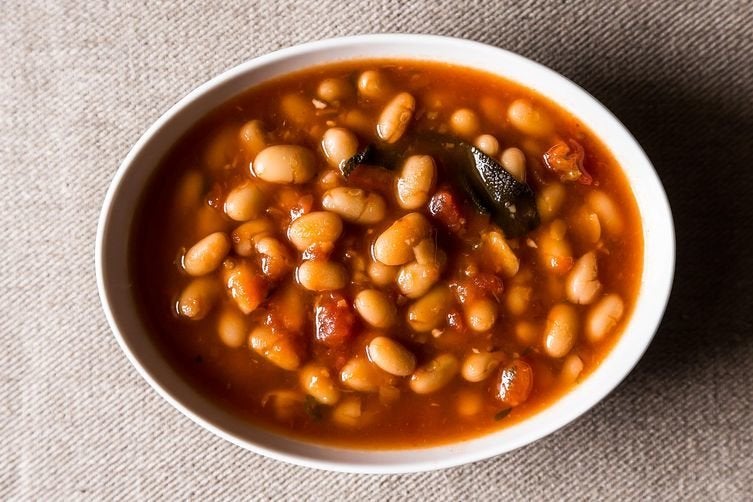 The Best Recipes To Make With A Can Of White Beans | HuffPost Life