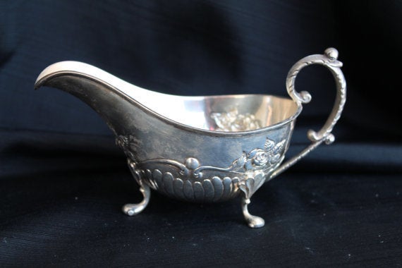 11 crazy gravy boats