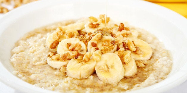 a bowl of oatmeal with bananas...