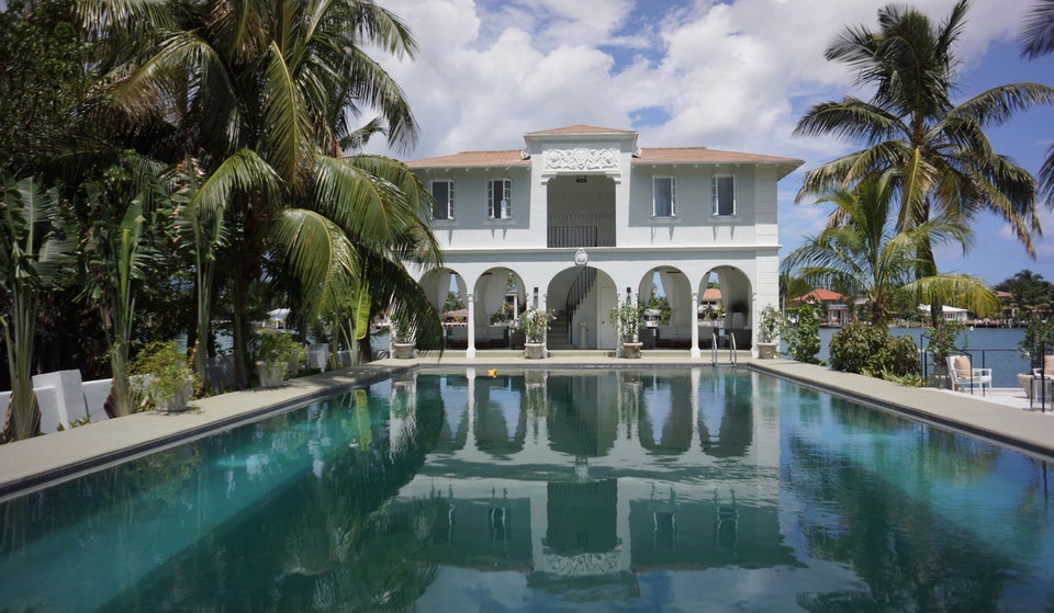 Al Capone's Former Miami Beach Mansion Sells For $7,431,750 (PHOTOS ...