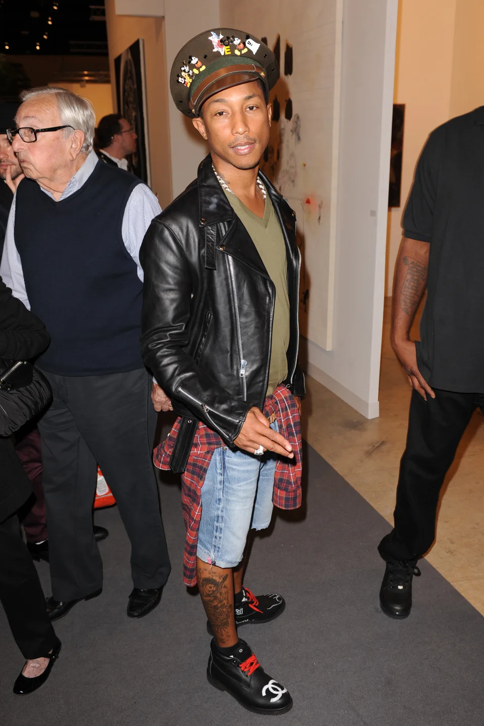 41 Outfits That Prove Pharrell S Style Is Out Of This World Huffpost Life