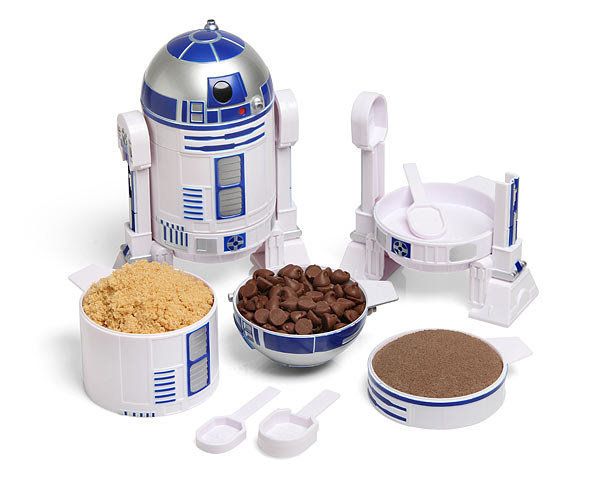 28 Creative 'Star Wars' Kitchen Gadgets That Are Fun and Functional