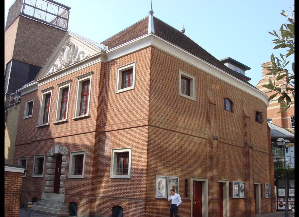 The Sam Wanamaker Playhouse exterior