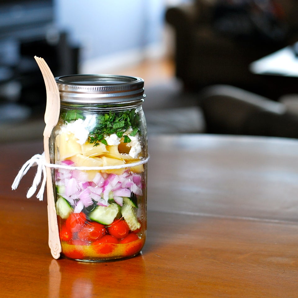 Spinach Pasta Salad in a Jar - Organize Yourself Skinny