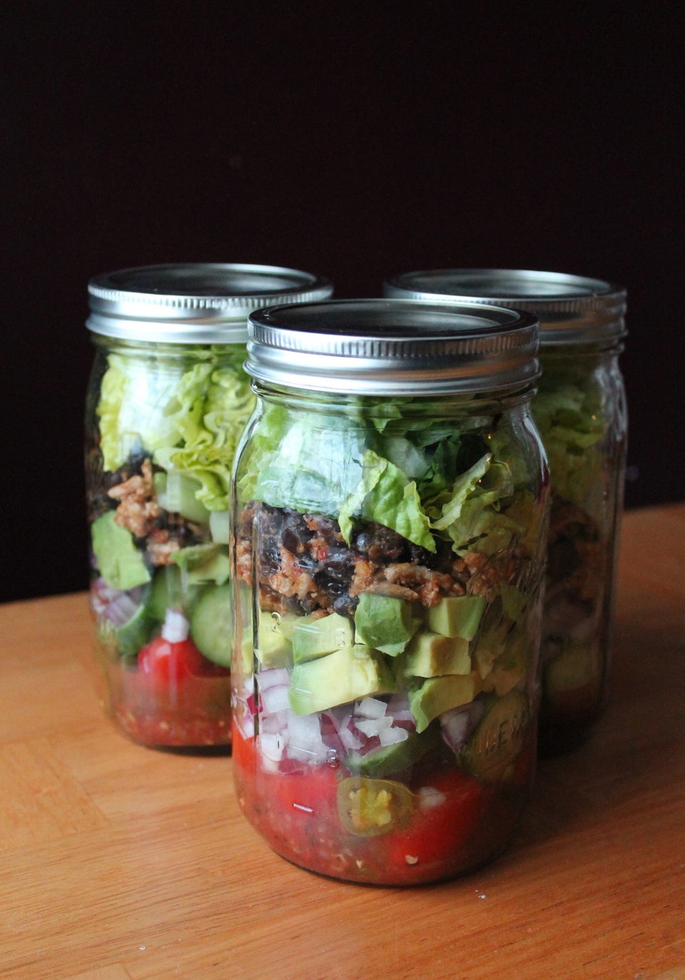 Spinach Pasta Salad in a Jar - Organize Yourself Skinny