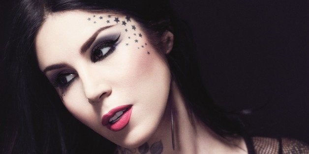 disharmoni Boost omfattende Kat Von D Doesn't Give Makeup Tips, Still Has The Best One Ever | HuffPost  Life